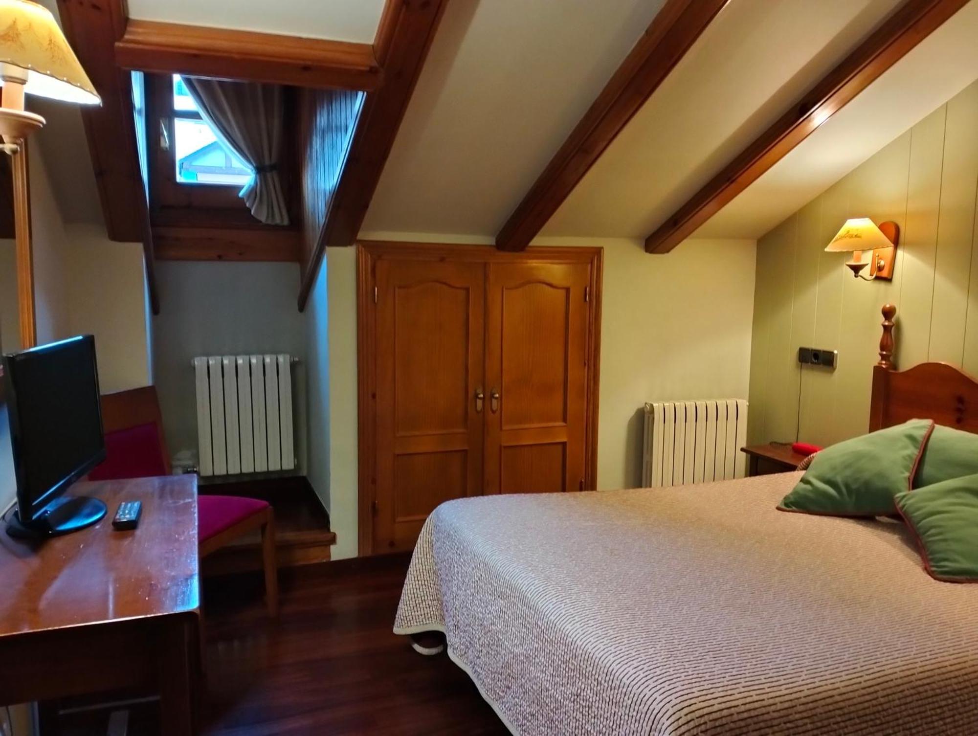 Hotel Aragueells Benasque Εξωτερικό φωτογραφία