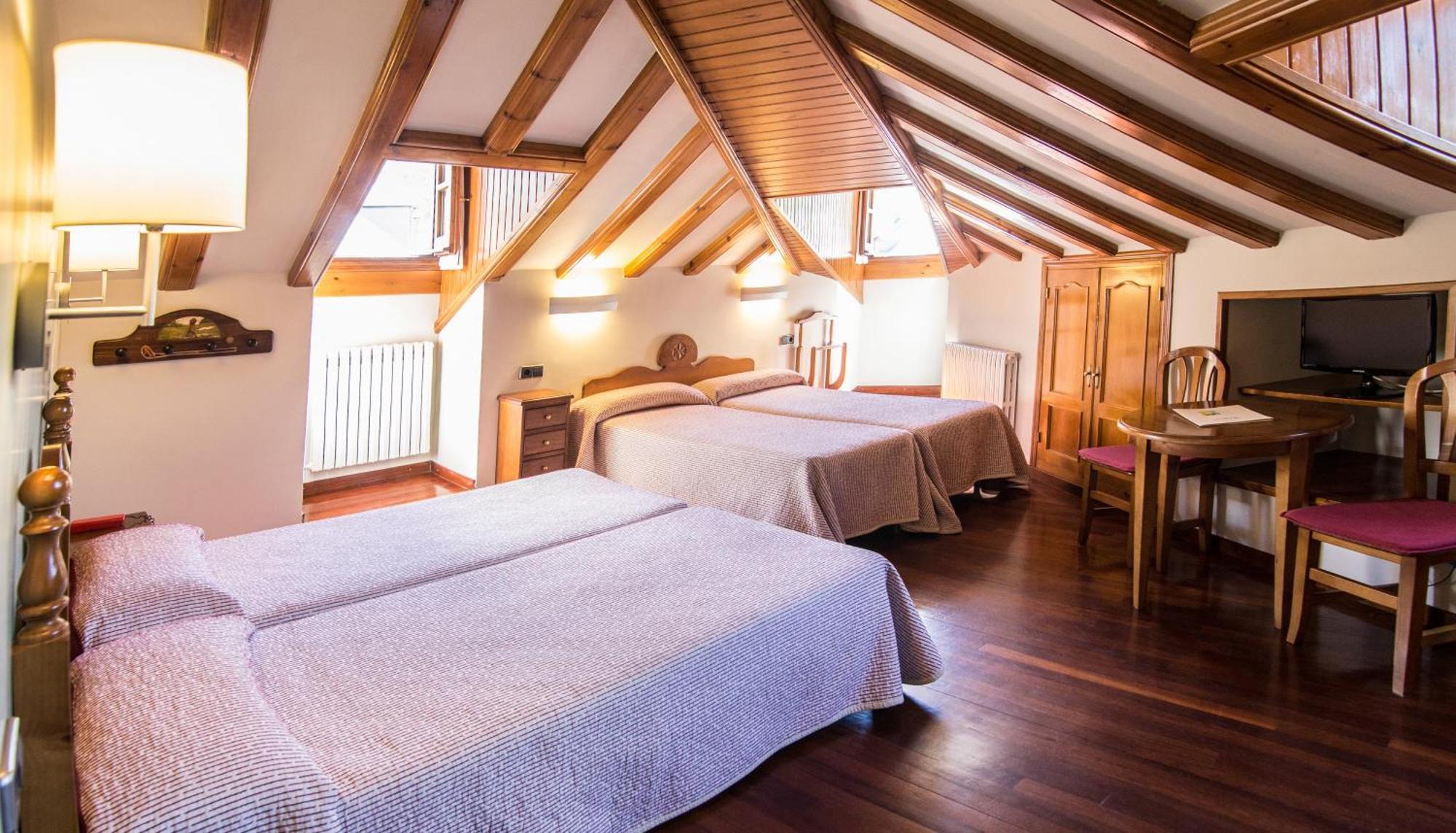 Hotel Aragueells Benasque Εξωτερικό φωτογραφία