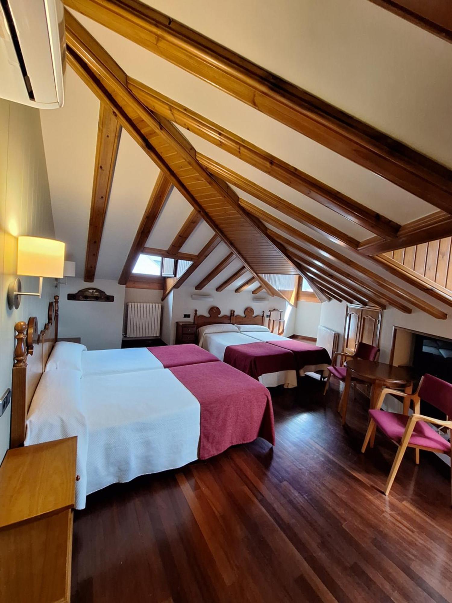 Hotel Aragueells Benasque Εξωτερικό φωτογραφία