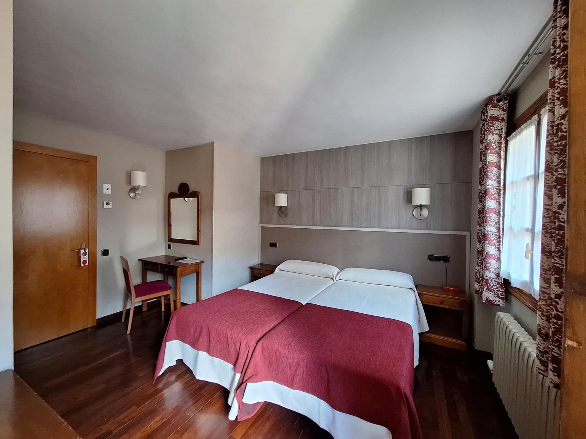 Hotel Aragueells Benasque Εξωτερικό φωτογραφία