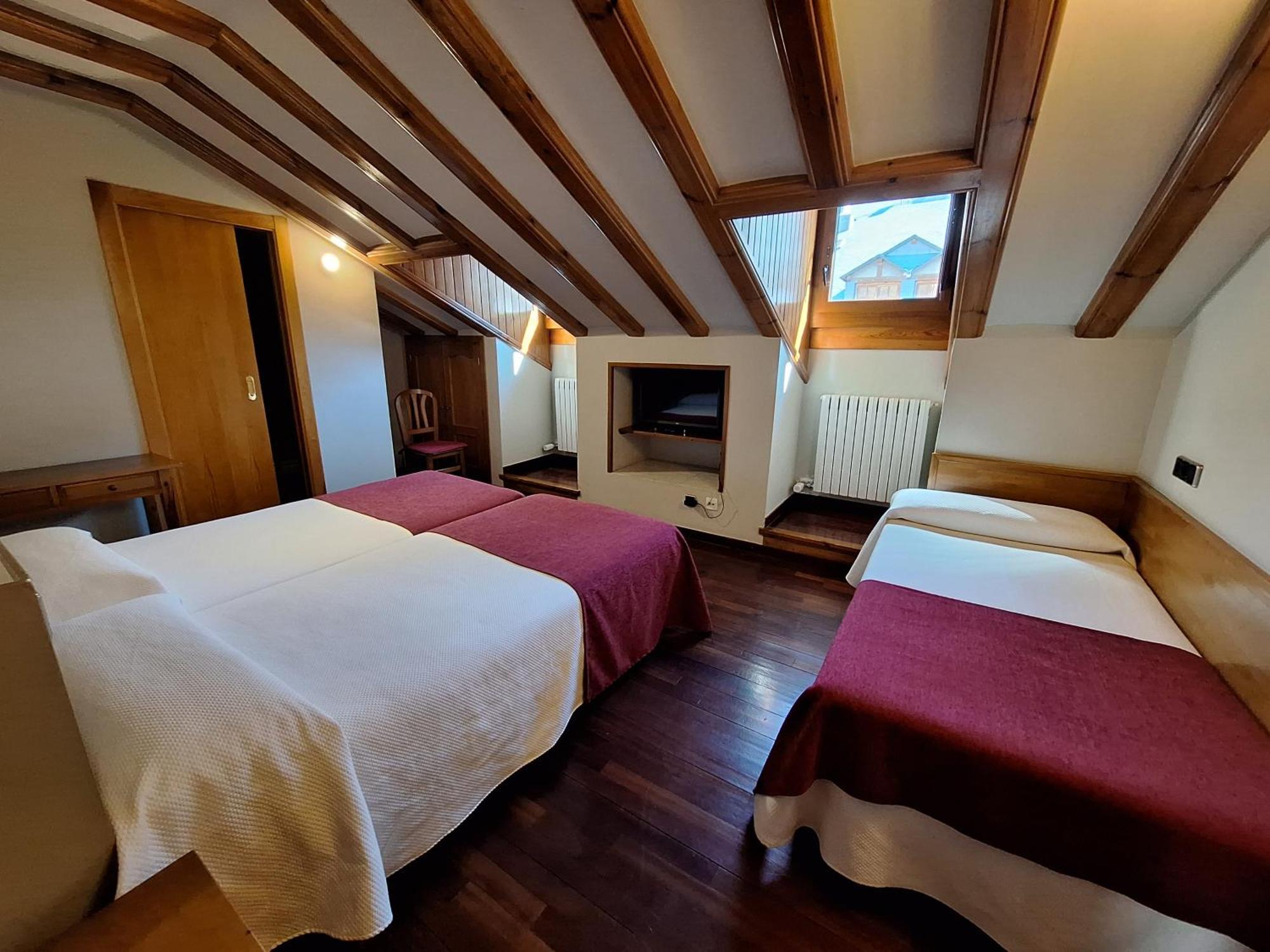 Hotel Aragueells Benasque Εξωτερικό φωτογραφία